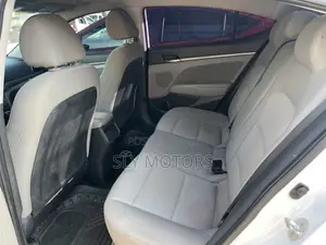 Hyundai Elantra ECO 2018 White