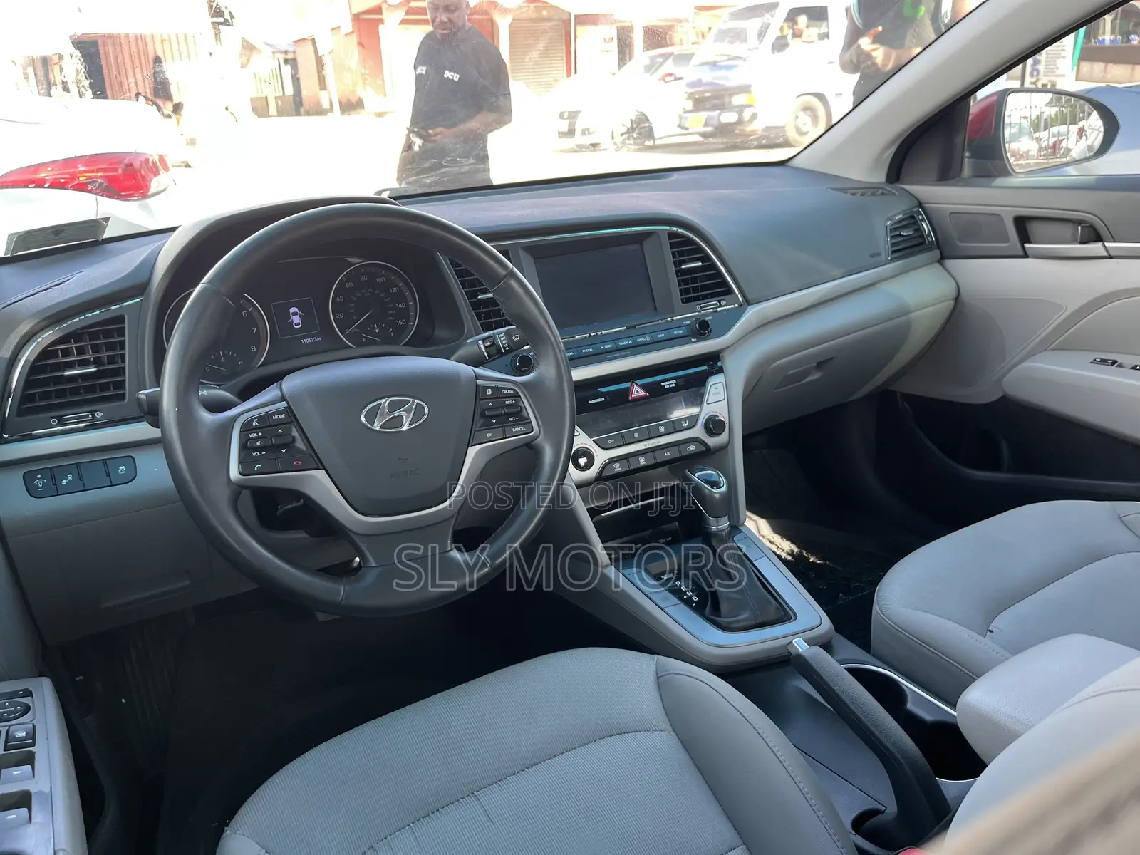 Hyundai Elantra Limited 2018 Red