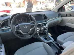 Hyundai Elantra Limited 2018 Red