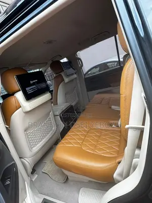 Toyota Land Cruiser 2018 Black