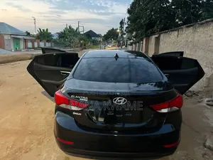Hyundai Elantra 2016 Black