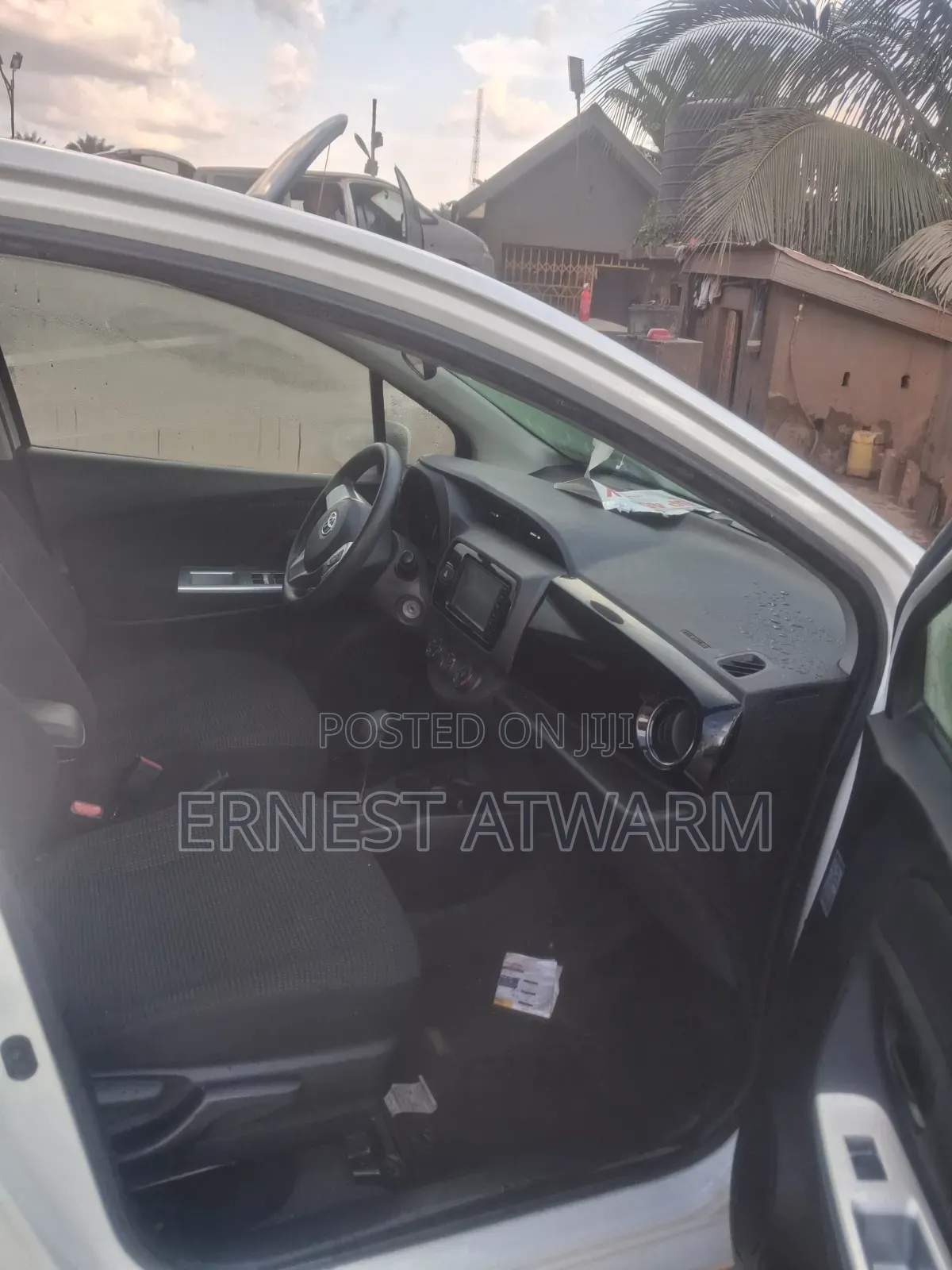 Toyota Vitz 2015 White