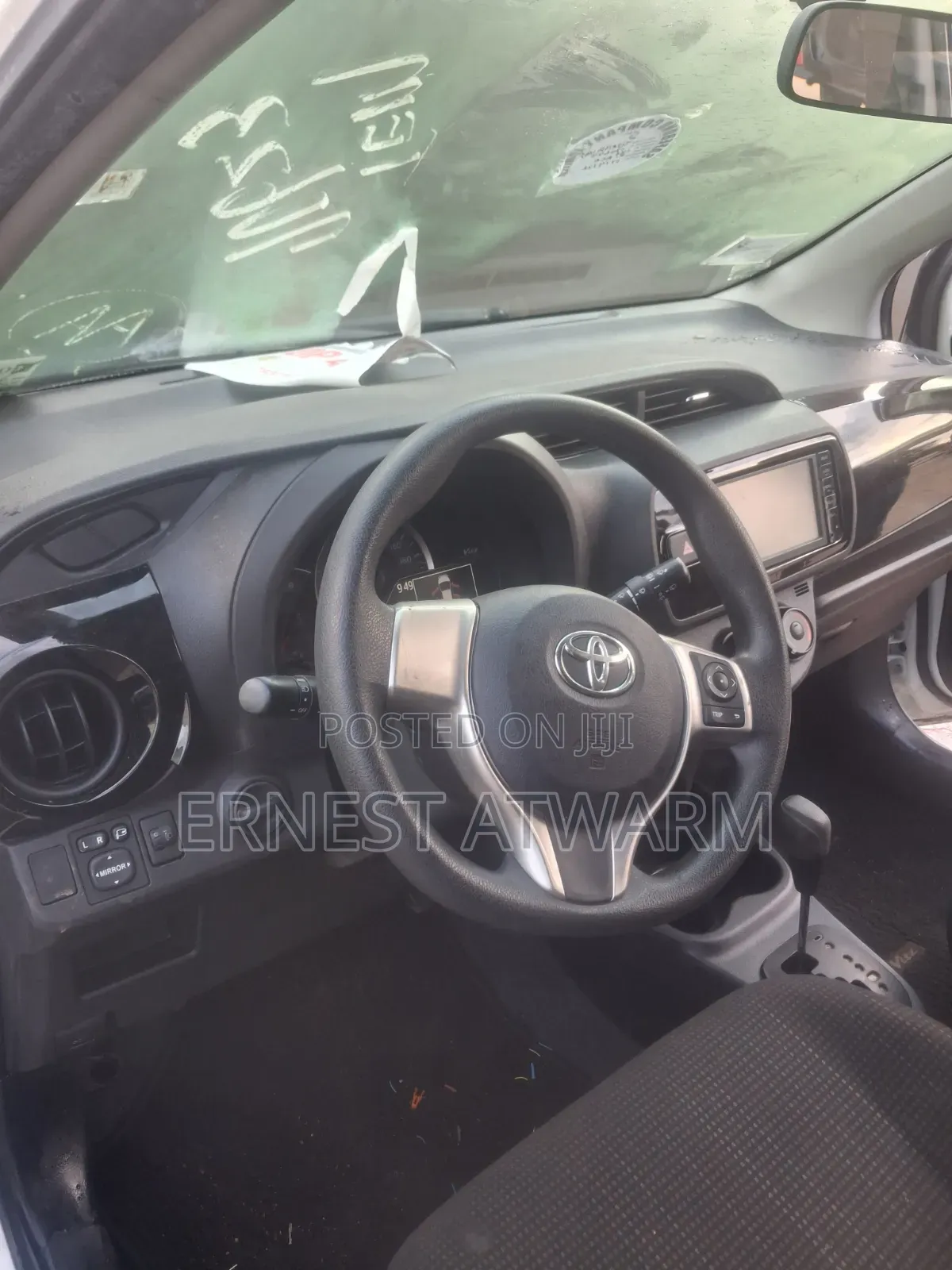 Toyota Vitz 2015 White