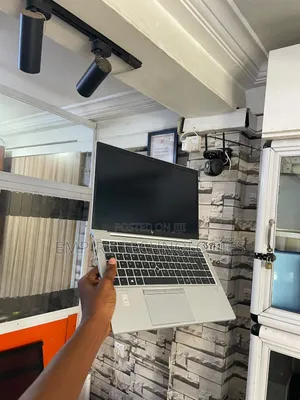 Laptop HP EliteBook 840 G8 8GB Intel Core i5 SSD 256GB