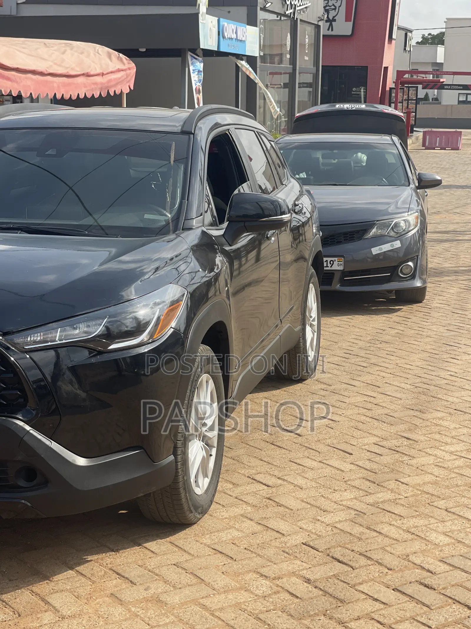 Toyota Corolla Cross 2.0 Petrol AWD 2022 Black