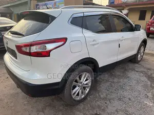 Nissan Qashqai 2017 White