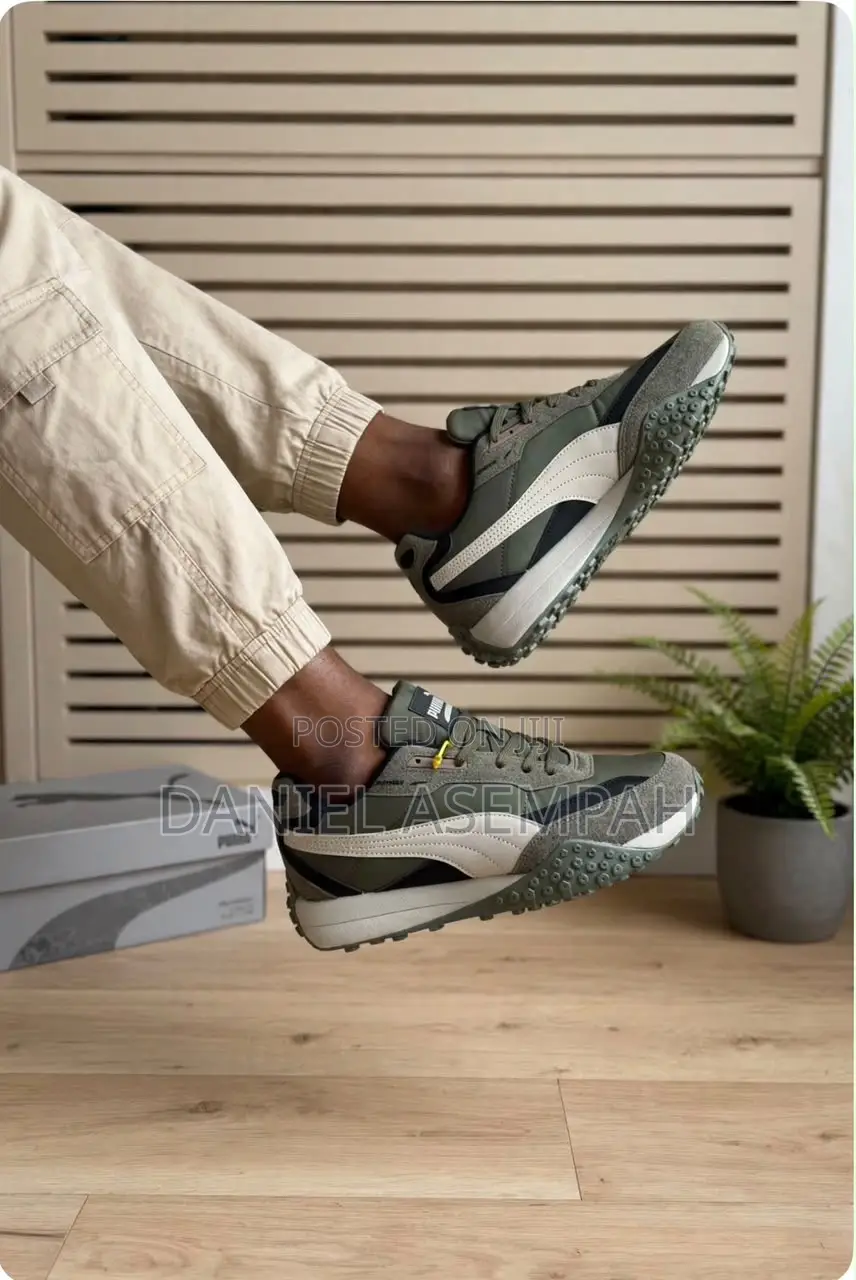 Nike Sneakers