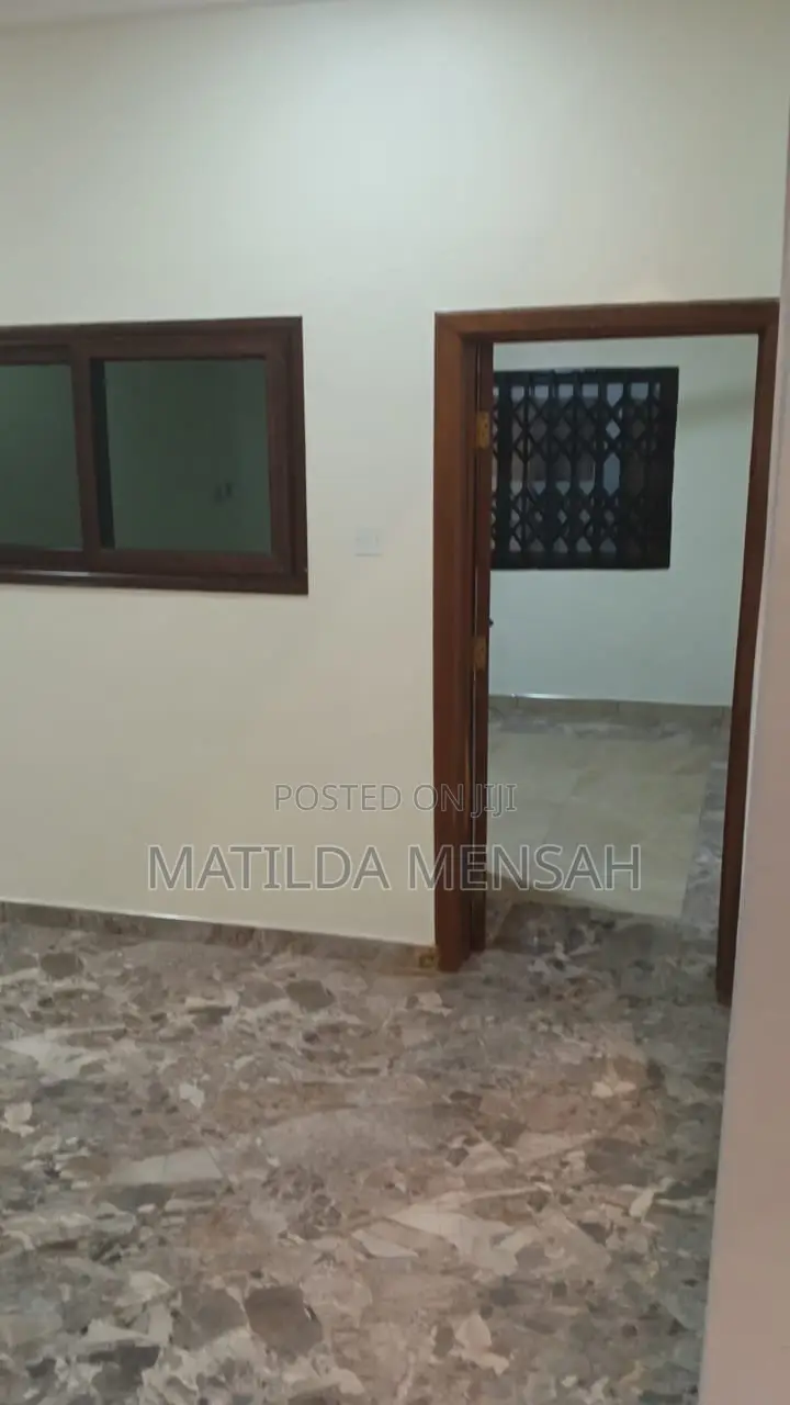 3bdrm Apartment in Ahenema Kokoben, Atwima Kwanwoma for rent