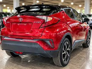 Toyota C-HR 2019 Red
