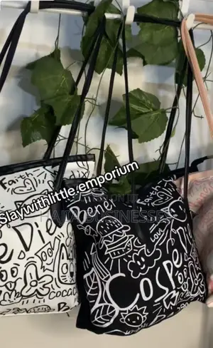 Graffiti Tote Bags