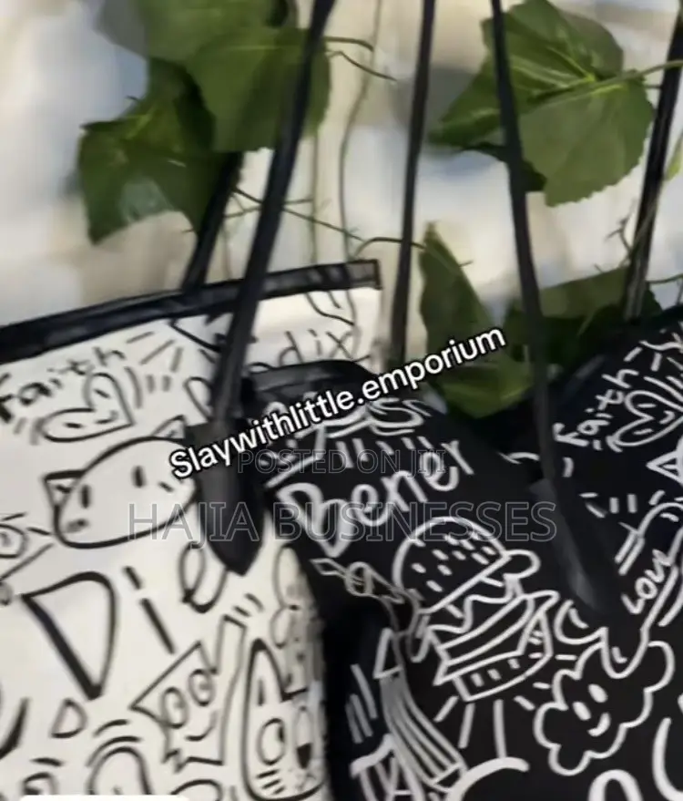 Graffiti Tote Bags