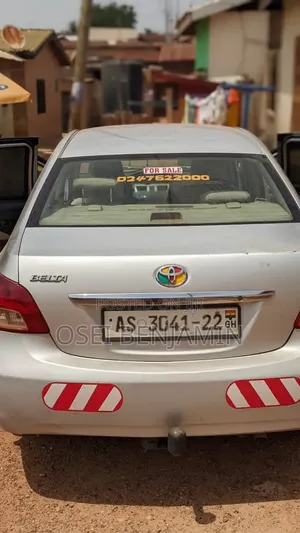 Toyota Belta 2009 Gray