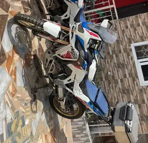 BMW R1200 GS Adventure 2024 Gray