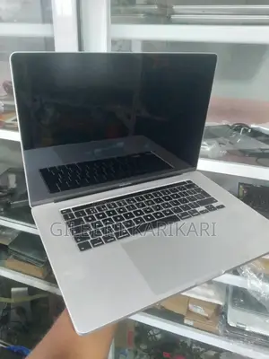 Laptop Apple MacBook 2015 16GB Intel Core i7 SSD 512GB