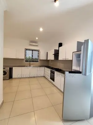 4bdrm House in 🇺🇸 American Hse, East Legon for rent