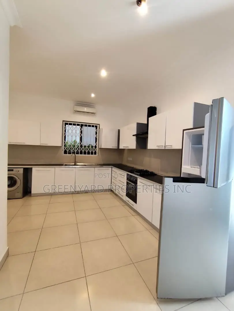 4bdrm House in 🇺🇸 American Hse, East Legon for rent