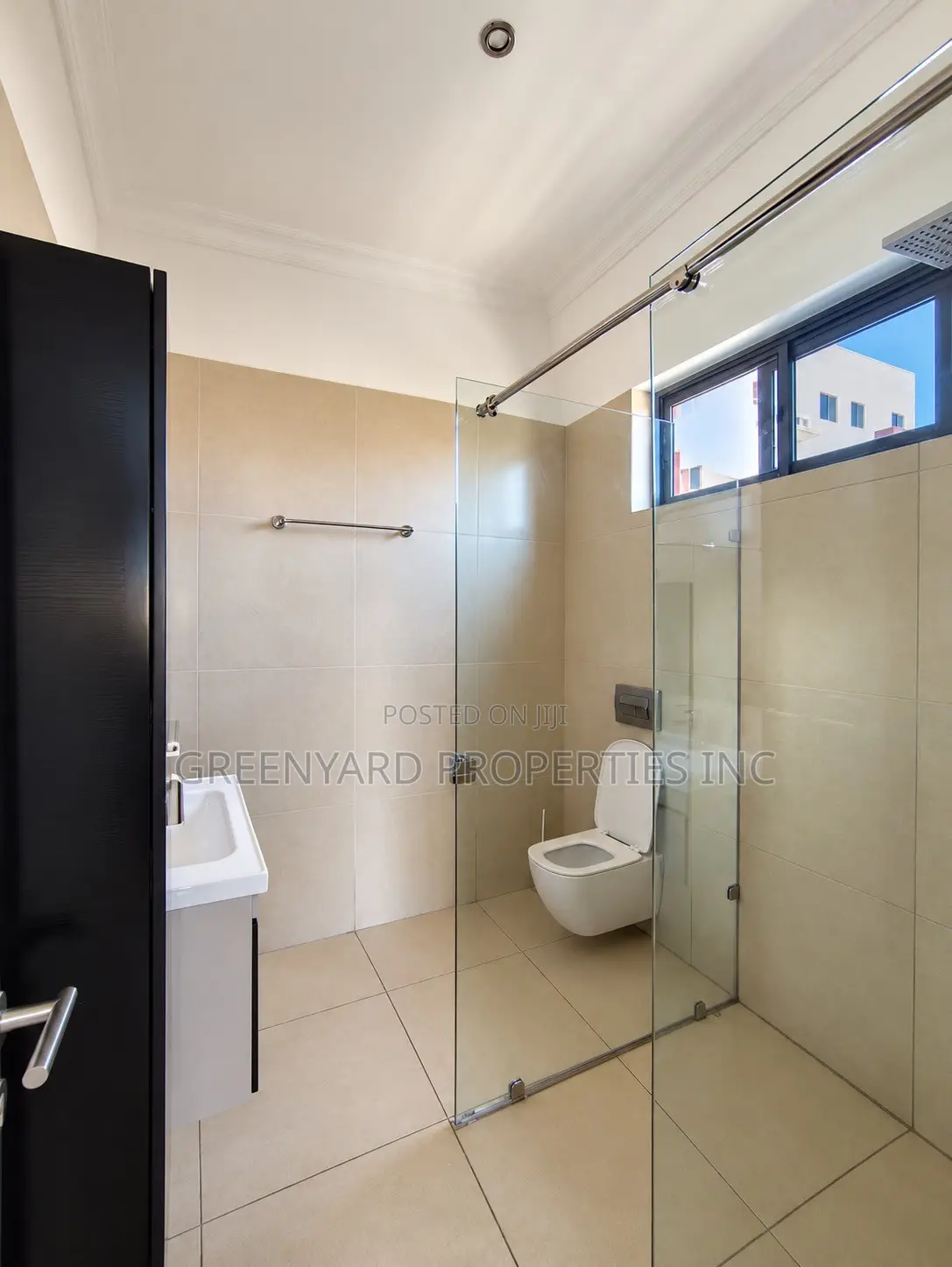 4bdrm House in 🇺🇸 American Hse, East Legon for rent