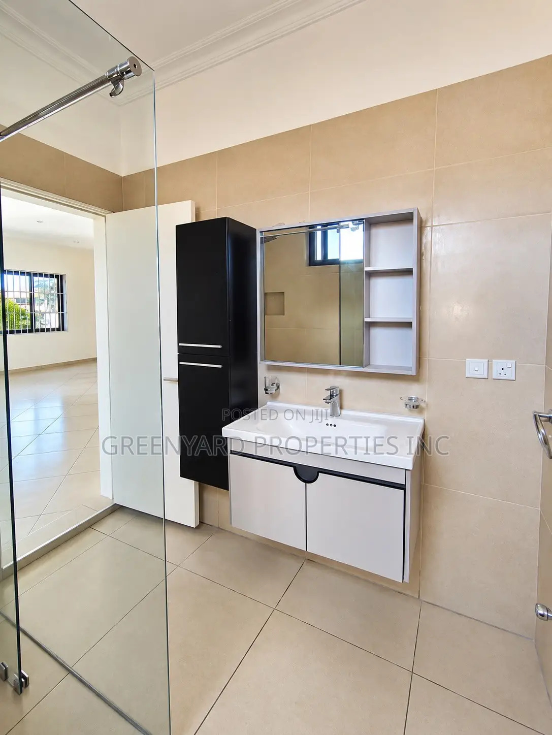 4bdrm House in 🇺🇸 American Hse, East Legon for rent
