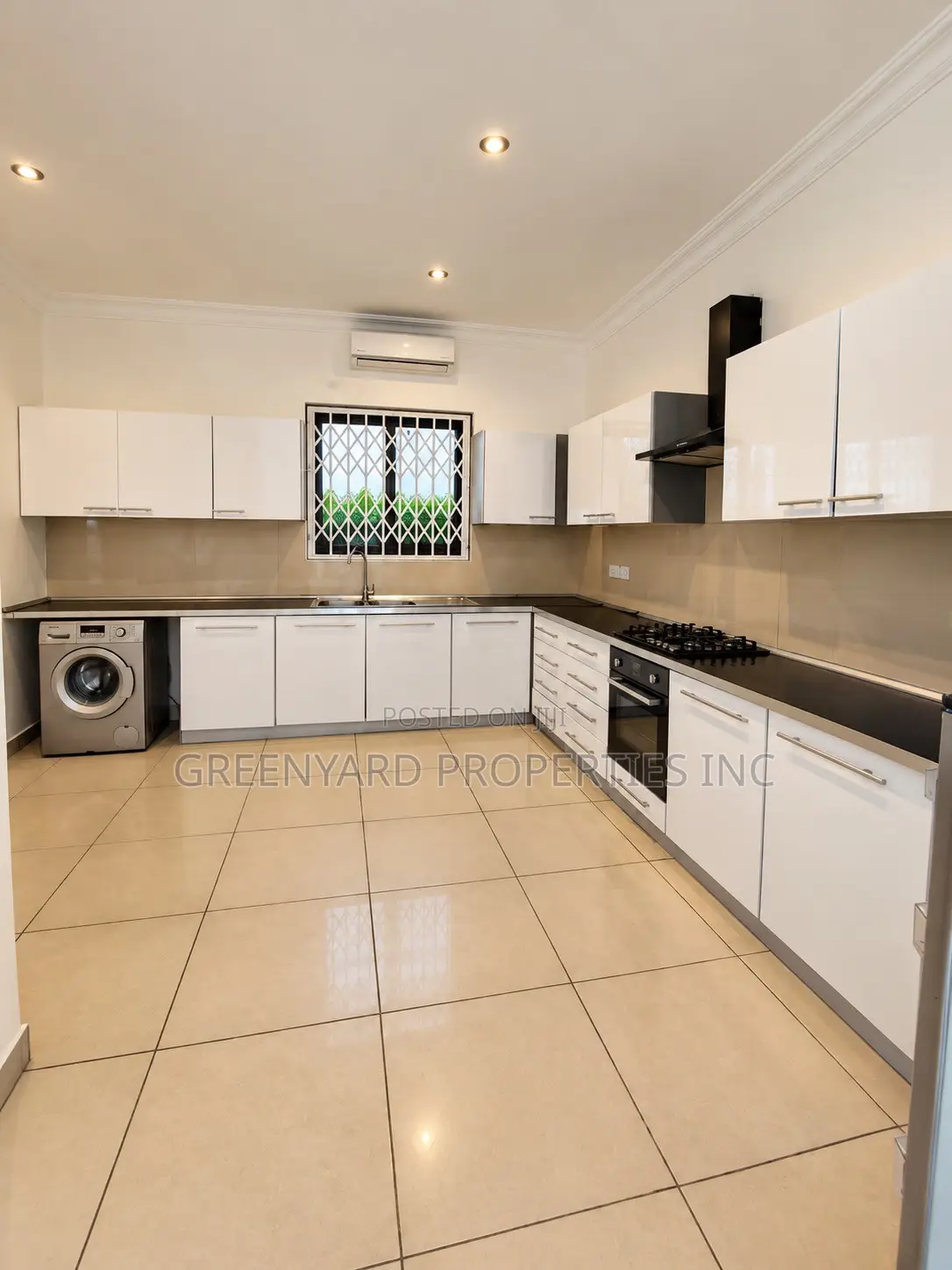 4bdrm House in 🇺🇸 American Hse, East Legon for rent