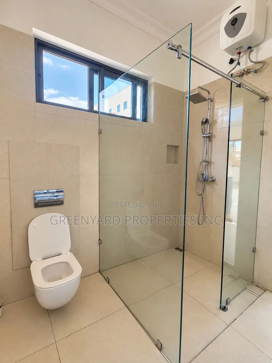 4bdrm House in 🇺🇸 American Hse, East Legon for rent