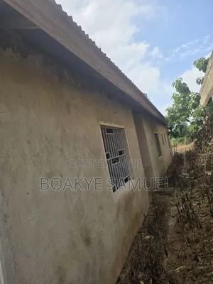 4bdrm House in Adomaso, Afigya-Kwabre for sale
