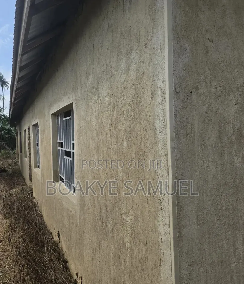 4bdrm House in Adomaso, Afigya-Kwabre for sale