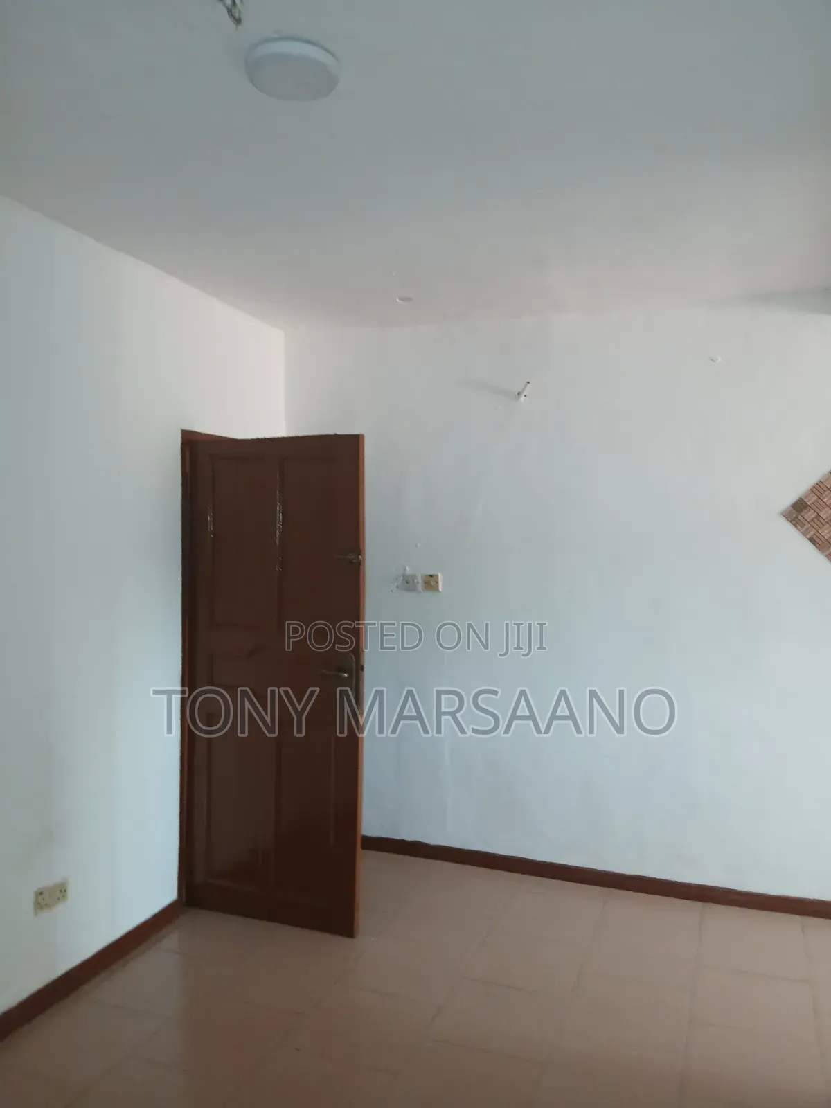 Studio Apartment in Westlegon, Medifem Area for rent