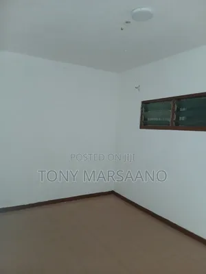 Studio Apartment in Westlegon, Medifem Area for rent