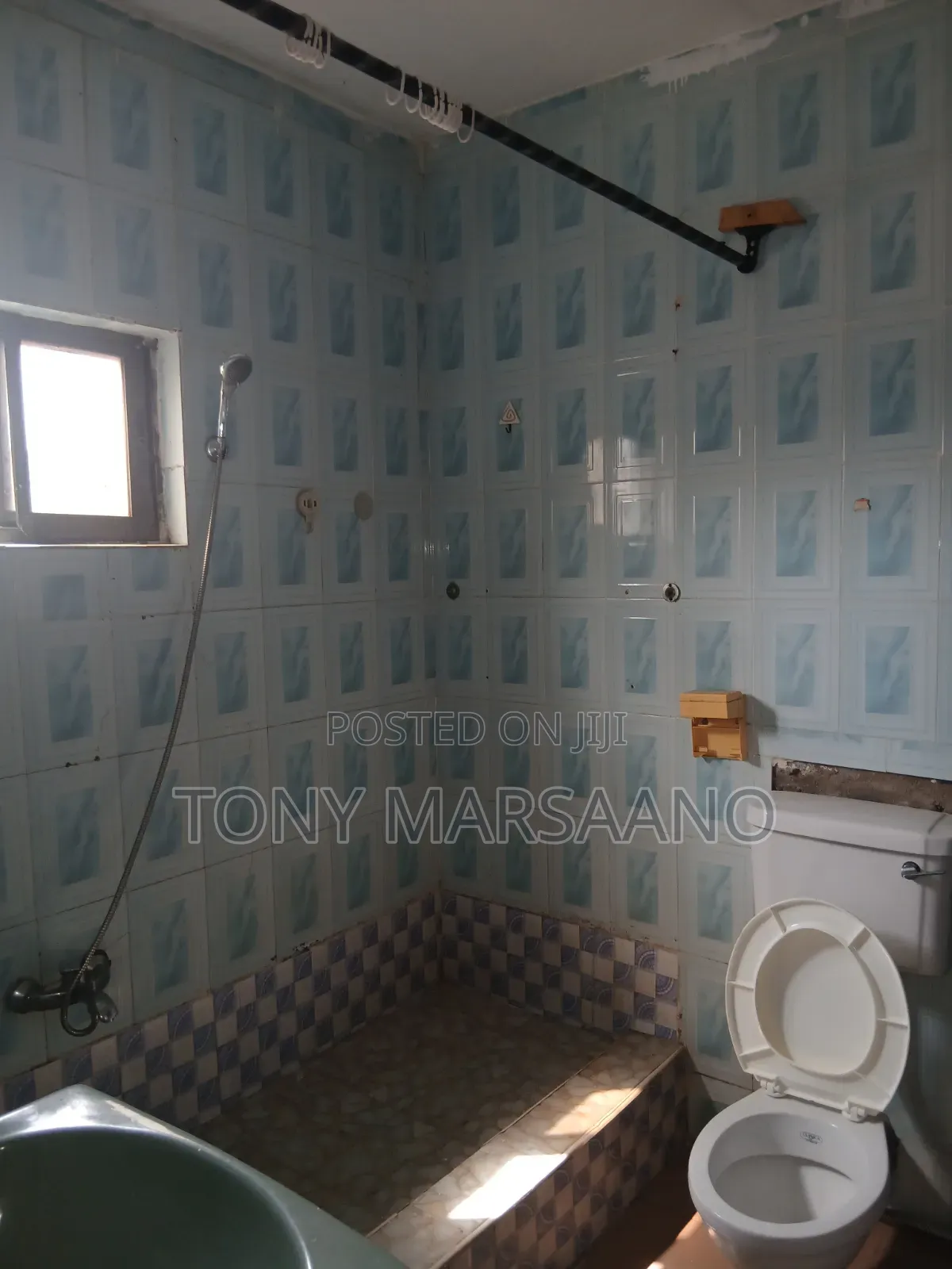 Studio Apartment in Westlegon, Medifem Area for rent