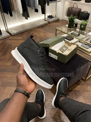 Timberland Men's Black Casual Mid-Top Leather Sneakers
