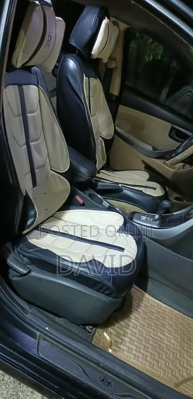Hyundai Elantra GLS Sedan FWD (1.8L 4cyl 6A) 2013 Black