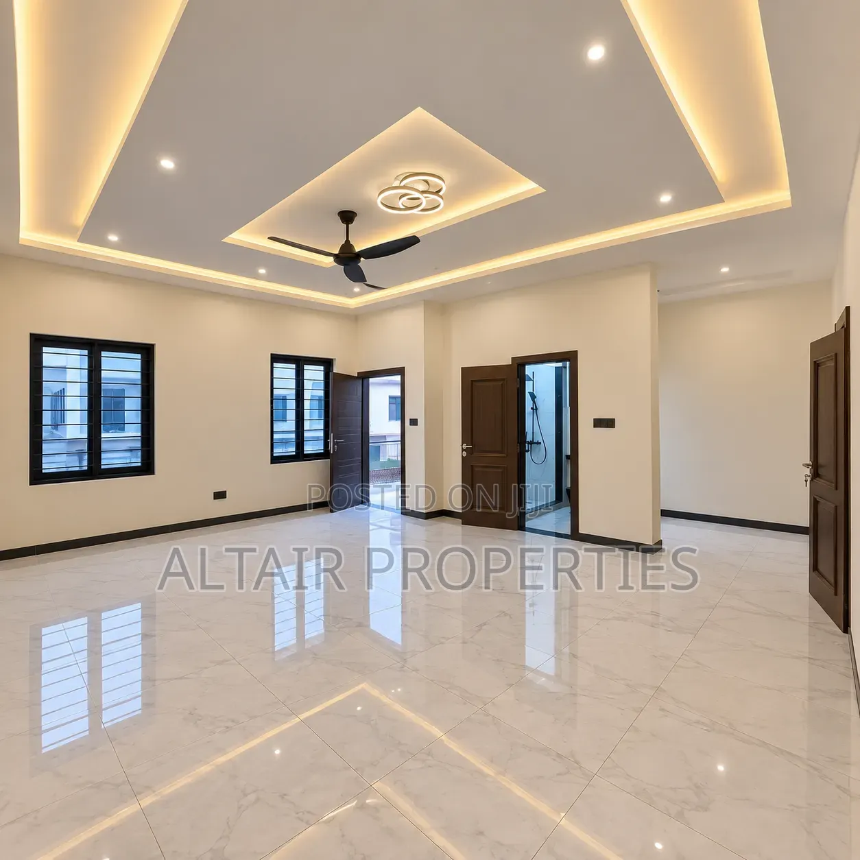 4bdrm House in East Airport, Accra Metropolitan for sale