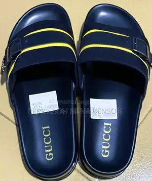 Men's Black Designer Flip Flop Slippers - Brand New