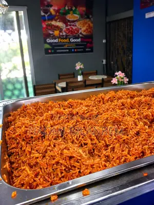 Jollof Rice & Fried Rice With Chicken – Food Delivery in Accra