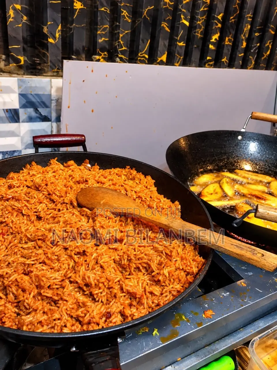Jollof Rice & Fried Rice With Chicken – Food Delivery in Accra