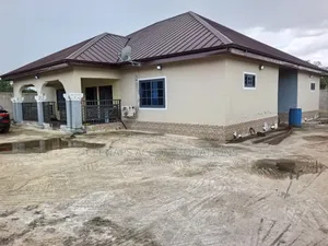 3bdrm Apartment in Tarkwa (Samahu)  Ab3 for sale