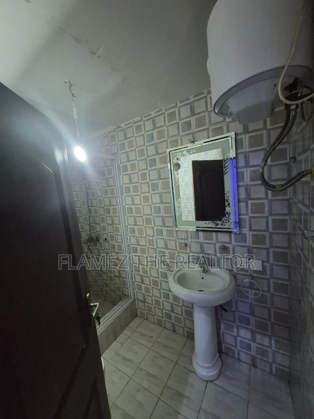 4bdrm Duplex in Acp Franco Side, Pokuase for rent