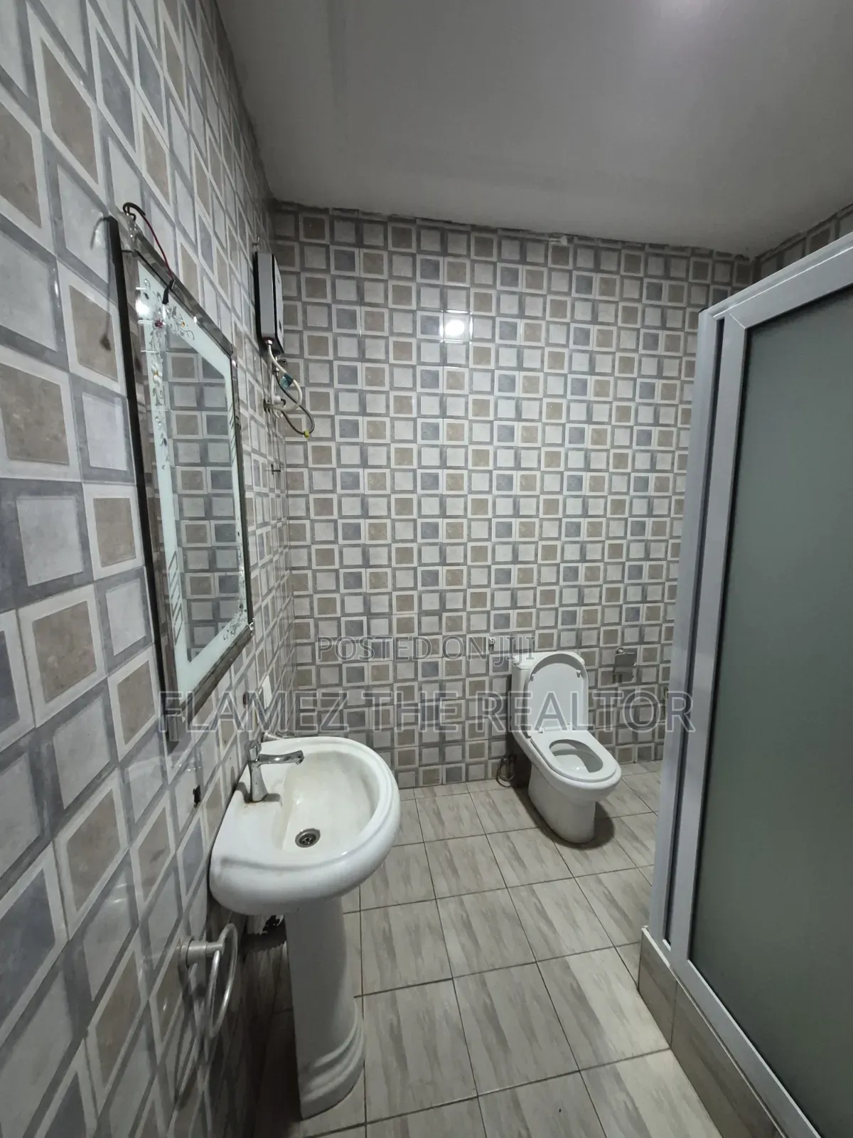 4bdrm Duplex in Acp Franco Side, Pokuase for rent