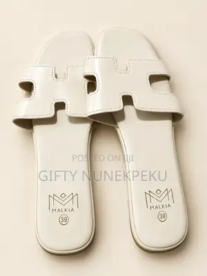 Ladies’ MALKIA Luxury White Slippers – Size 39