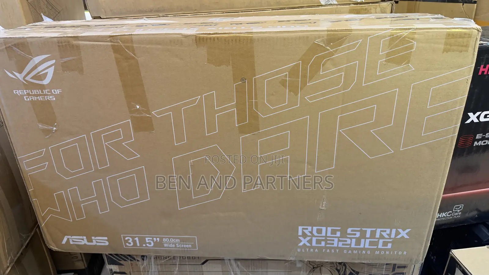 ASUS ROG 32", 4K 160Hz, Fast IPS, USB-C, G-Sync Gaming Monitor.