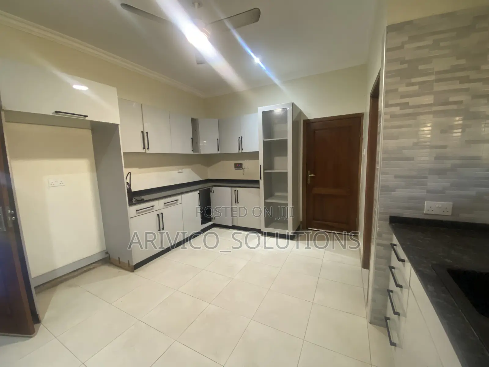 4bdrm House in Community 18, Accra Metropolitan for rent