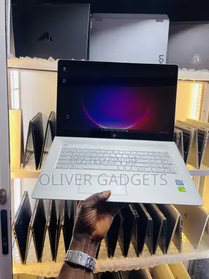 Laptop HP Envy 17 16GB Intel Core i7 SSD 512GB