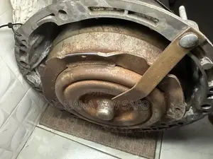 Mercedes Benz C300 2018 Transmission/ Great Box