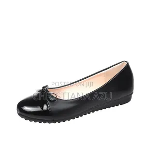 Ladies Flat Shoes. Size 42 Only