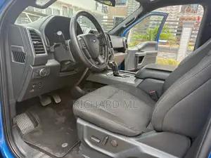 Ford F-150 2020 Blue