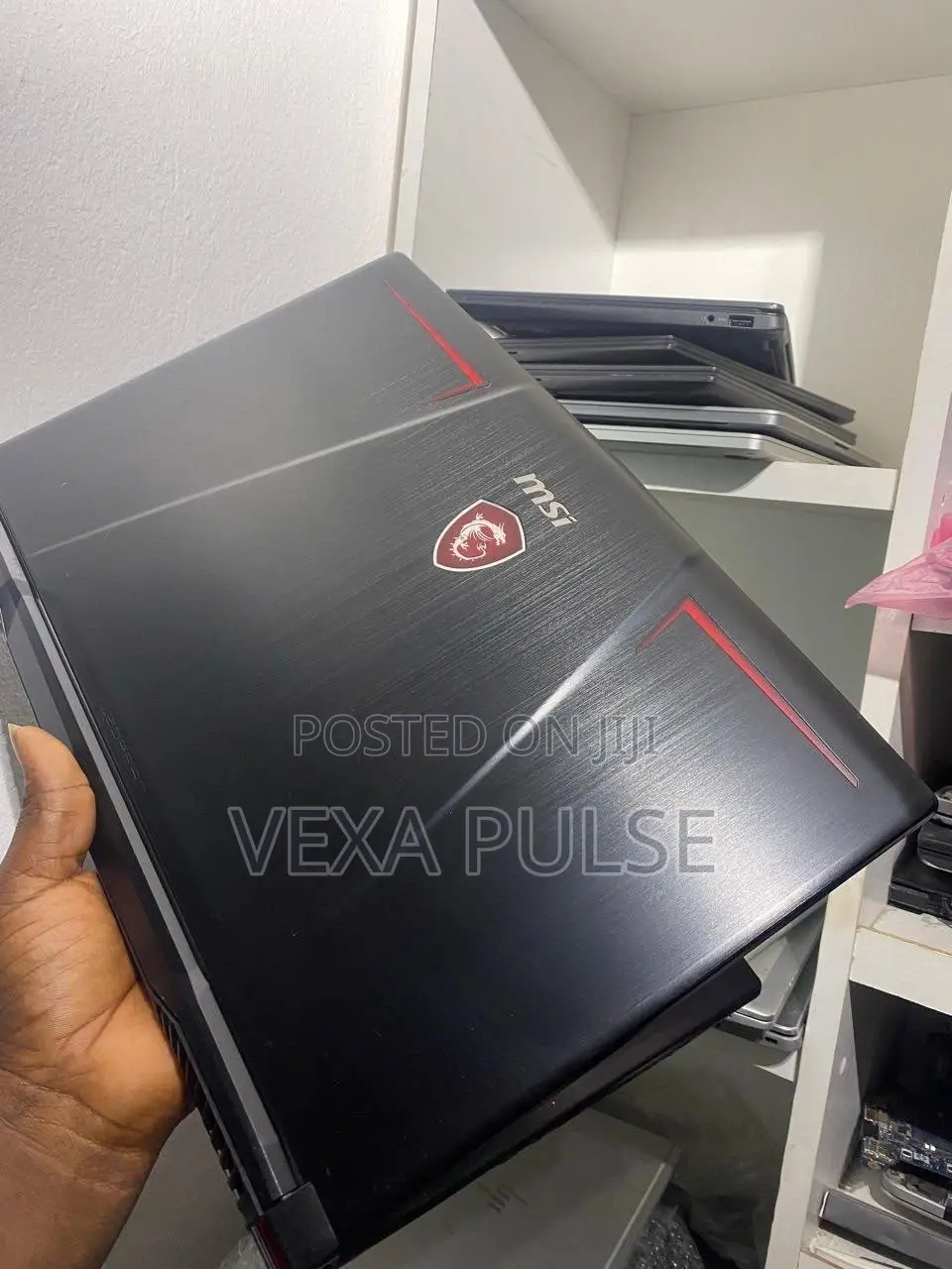 Laptop MSI GP63 Leopard 8RD 16GB Intel Core i7 SSD 512GB