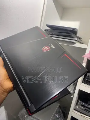 Laptop MSI GP63 Leopard 8RD 16GB Intel Core i7 SSD 512GB