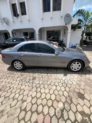 Mercedes-Benz C200 2007 Silver