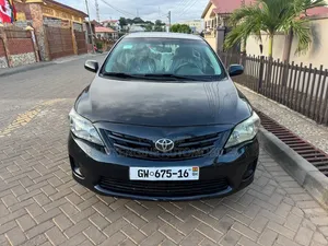 Toyota Corolla LE 4dr Sedan (1.8L 4cyl 4A) 2012 Black
