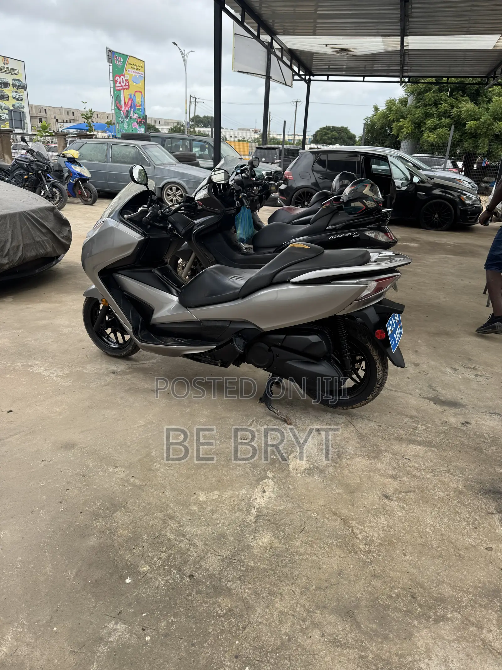 Honda Forza 2016 Gray